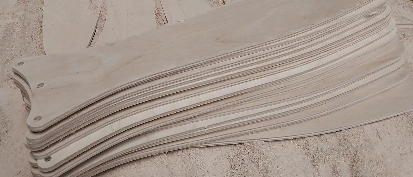 Piezas abanico seriadas en madera - Servicio de fabricación y diseño de productos y piezas