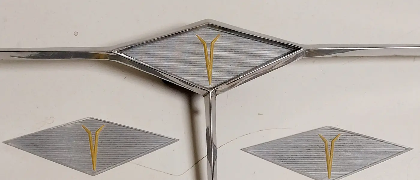 Rombos con detalle dorado - Servicio de fabricación y diseño de productos y piezas